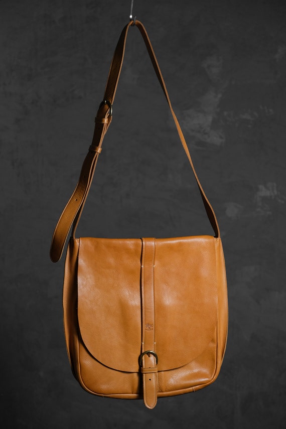 IL BISONTE Genuine Leather Messenger Bag - Etsy