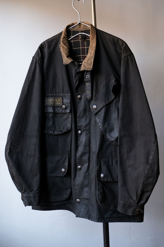 Barbour Vintage International Wax Jacket (2 crests