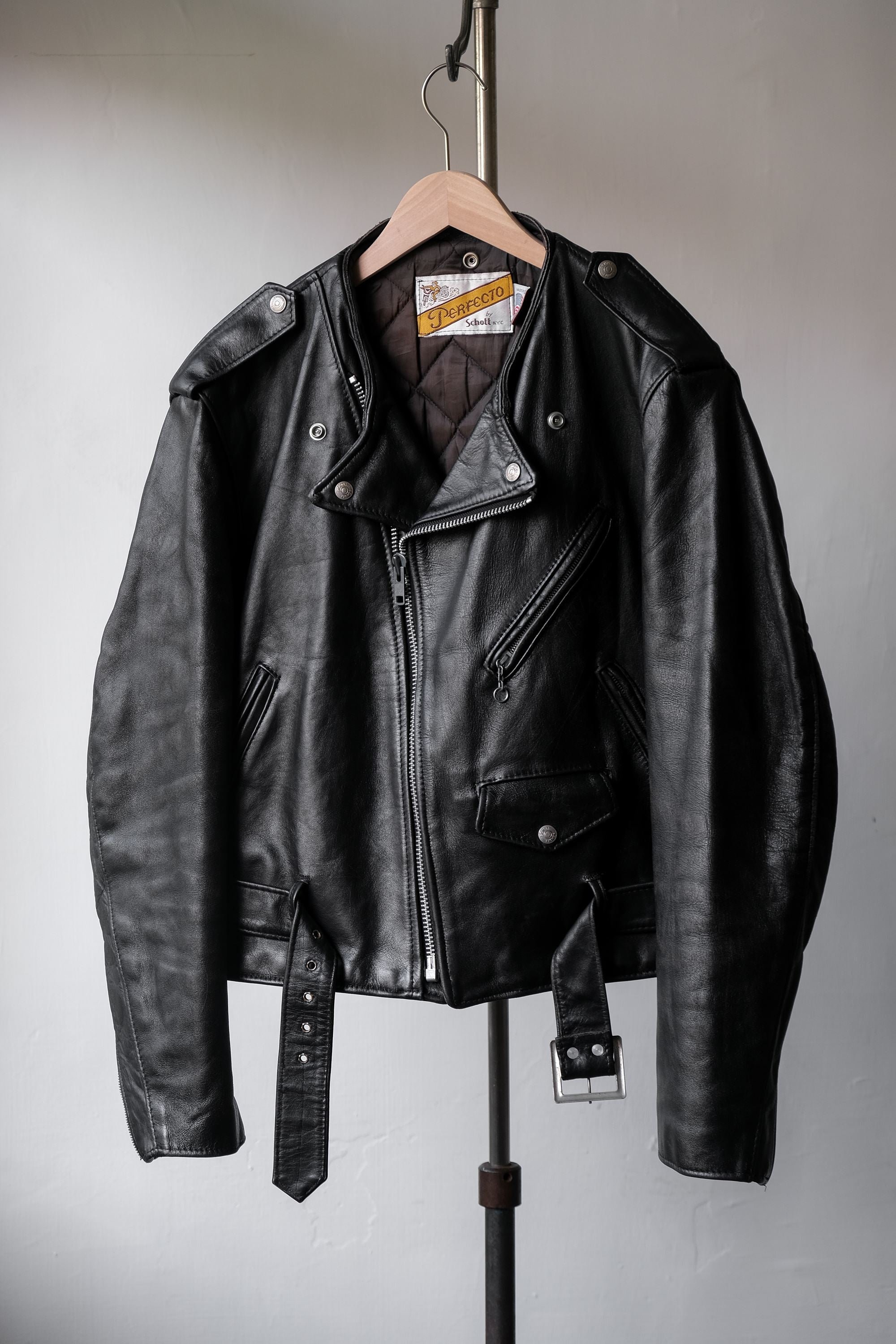 VINTAGE SCHOTT LEATHER JACKET