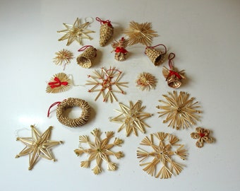 18 vintage straw stars with decorations, handmade, mid century, straw Christmas ornaments - set of 18