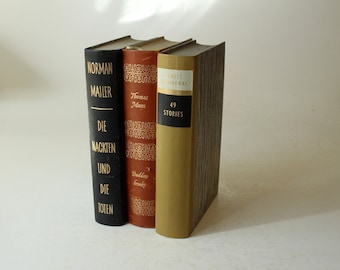 3 livros decorativos da década de 1950 - vintage, meados do século, Norman Mailer, Thomas Mann e Ernest Hemingway