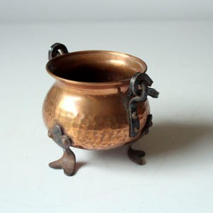 Vintage Mini Kupferkessel gehämmert, Hexenkessel, Puppenkessel, Blumentopf, Pflanztopf - mid century -  plant pot, copper kettle