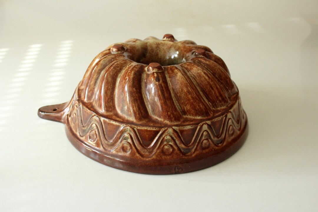 Baking Pan Large Guglhupf Ceramic Cake Pan With Hanger Etsy