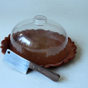 Käseglocke Kunststoff mit Käsemesser - Set aus den 1970ern, Vintage - mid century, plastic cheese bell with cheese knife