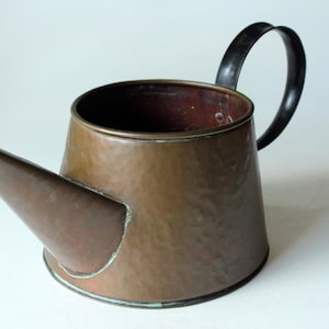 Jardinera grande - regadera de cobre con mango de hierro forjado - Maceta Jardiniere Vintage, mediados de siglo, jardinera de regadera de cobre