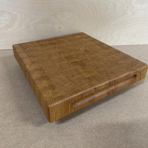 Solid Oak End Grain Cutting Board – Handmade Butcher Block Style, Durable Wood Chopping Board for Kitchen & Gift