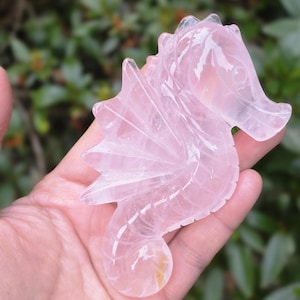 Rose Quartz Seahorse | Hand-Carved Crystal Animal | Love & Healing Stone | Heart Chakra Decor | Spiritual Gift Figurine