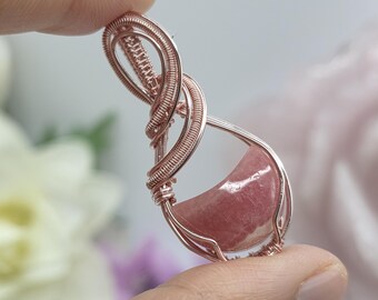 Drahtgewickelter Mondsichel Rhodochrosit Anhänger, Kristall Schmuck, Handgemachte Draht Kunst Kette, Rosé Gold Anhänger