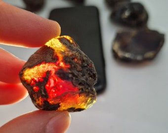 Natural raw Amber