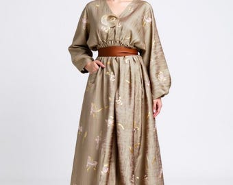 Kimono in pizzo ricamato: copricostume da sposa con paillettes marroni