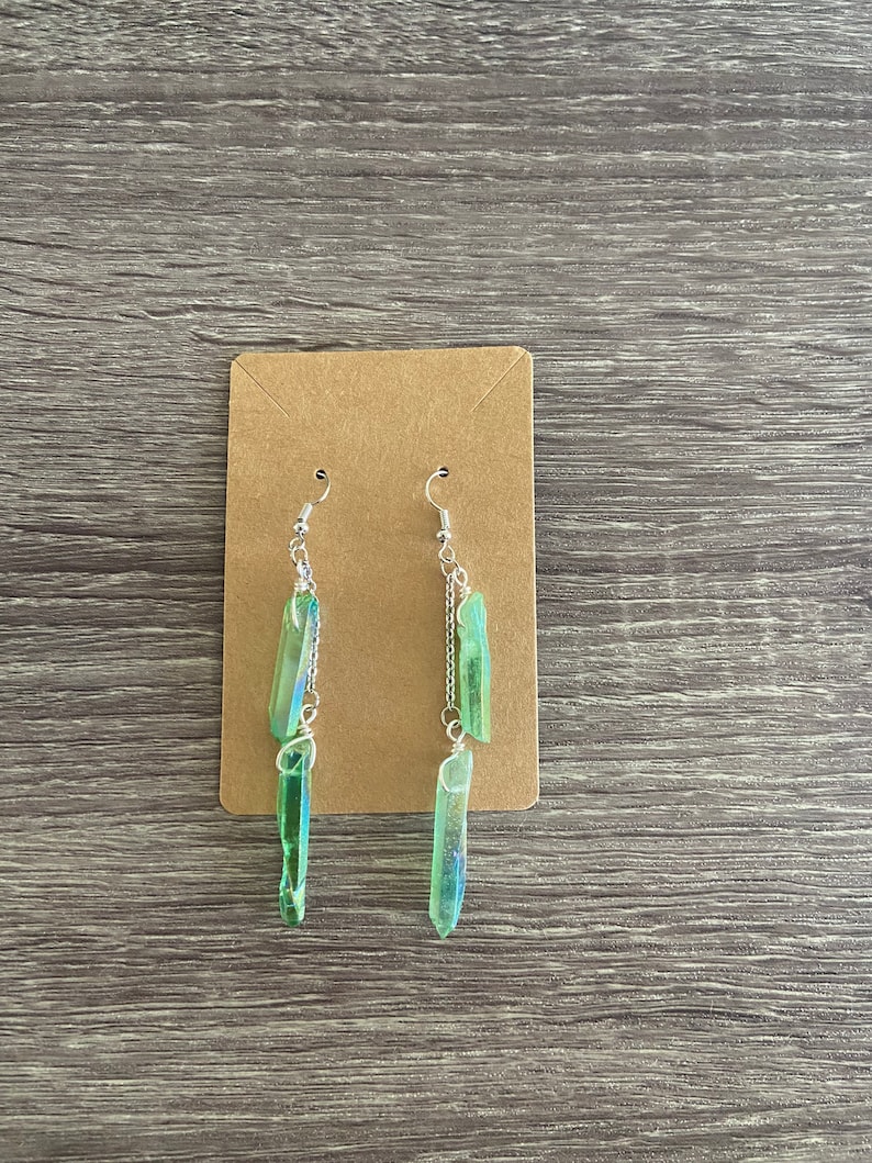 Green Crystal Quartz Dangle Drop Earrings crystal jewelry green aura quartz silver jewelry