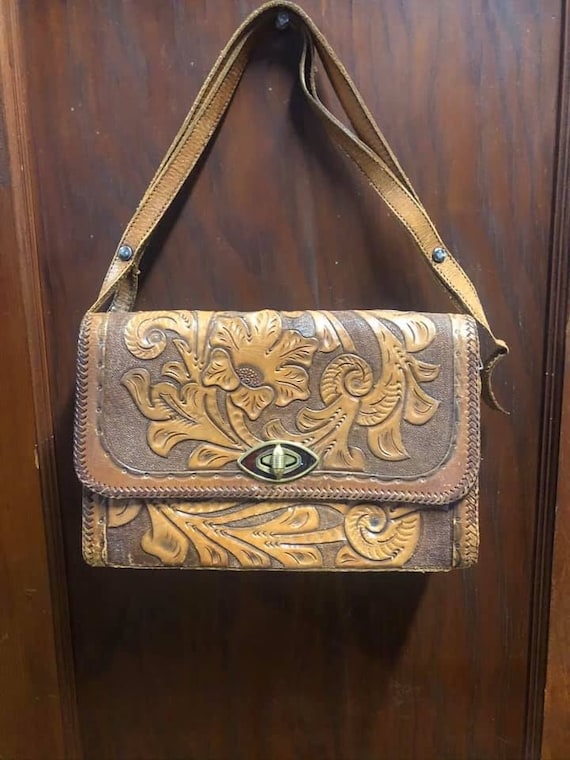 1970s Mexican Tooled Leather Purse