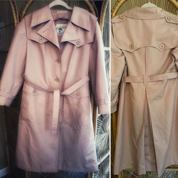 Women’s 1980s Misty Harbor Light Pink Trench Coat