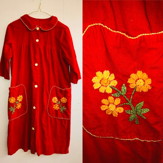 1970s Red Corduroy Housecoat/Floral Detail