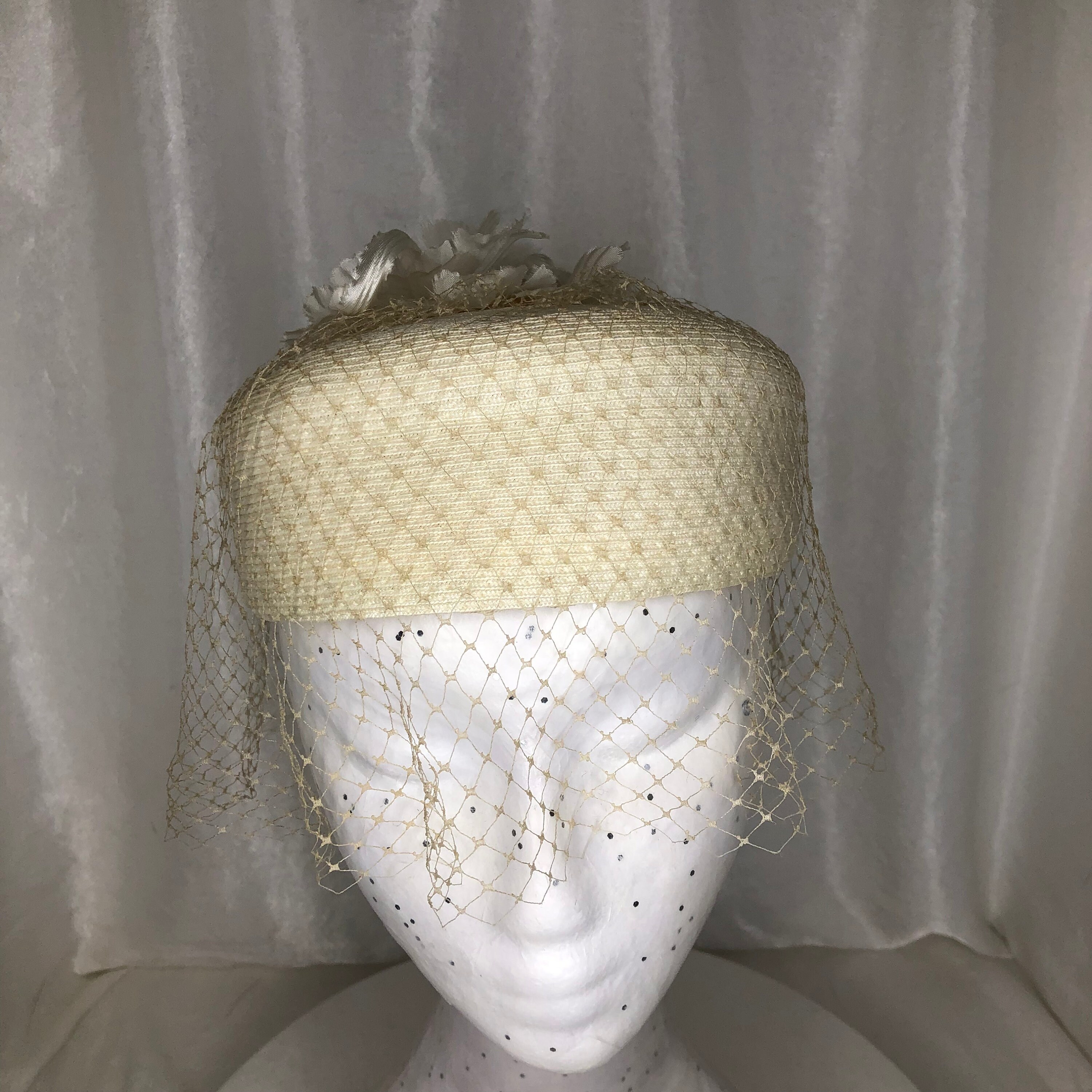Cream Colored Vintage Pillbox Hat With 