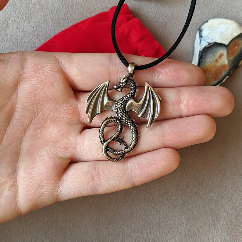 Bronze coulomb The Dragon