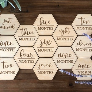 Wood Monthly Milestone Signs / Wood Baby Photo Prop / Tarjetas fotográficas mensuales para bebés / Signos de hito del bebé