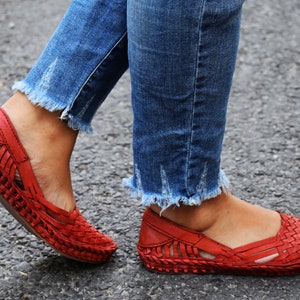 Sandales Huarache rouges vintage - Chaussures confort en cuir bohème hippie pour femmes | Cadeau unique