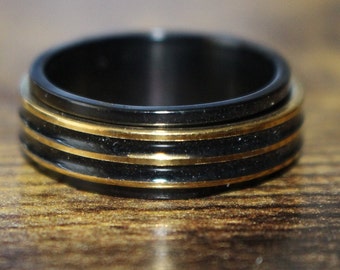 Protection Spell Ring by Aran Coven