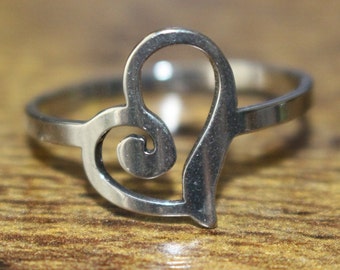 Love Spell Ring by Aran Coven