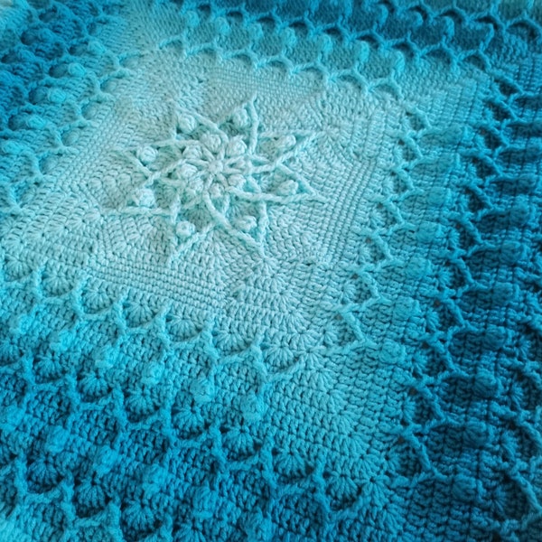 Textured crochet afghan/blanket pattern Melina Dreams. Written instructions, video tutorial. Perfect for mother, daughter, baby girl shower