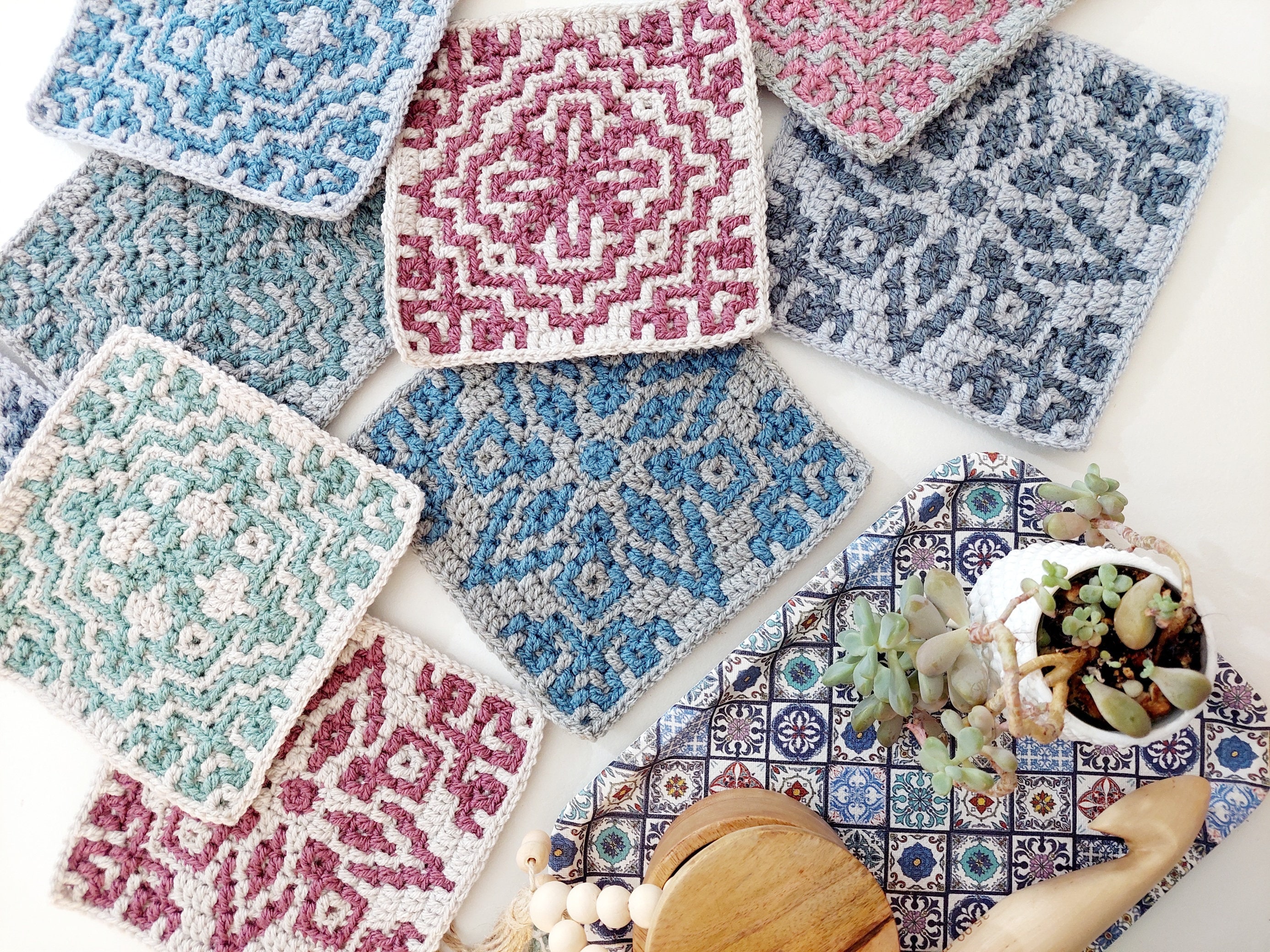 40 Mosaic Crochet Patterns: Boost Your Skills with Vibrant Designs 35 Summer Mosaic Jewels: Mosaic Crochet Motif