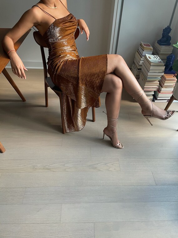 Super Flattering Vintage Metallic Lamé Fishtail Go