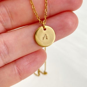 Collar colgante personalizado, collar inicial de acero inoxidable, regalo para mujer, regalo del día de la madre, collar de mujer personalizado