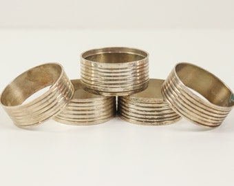 Set of 5 Silver Napkin Rings with Ridges, Silverplate Napkin Rings