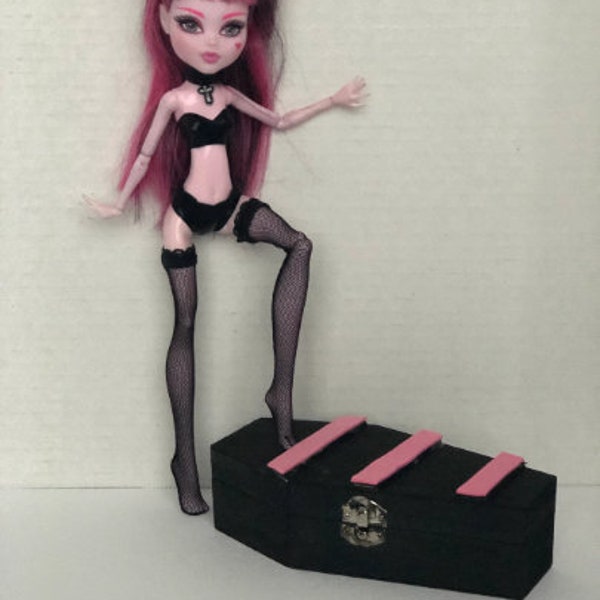 Lingerie outfit for the petite slimline doll. 11'' fashion doll.