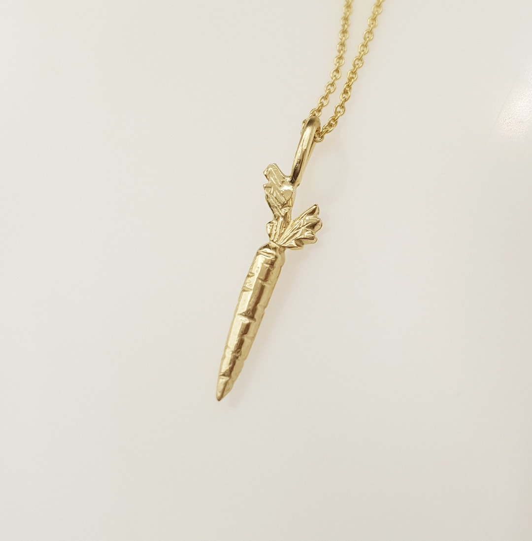 Carrot Charm