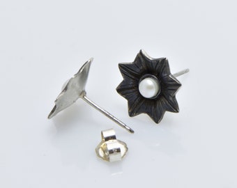 Silver flower stud earrings with white pearl