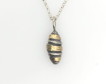 Sterling Silver Croissant Charm with 9K Gold Layers – Realistic Food-Inspired Pendant