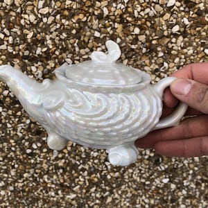 Victoria Czecho-Slovakia Pearlescent One Cup Teapot