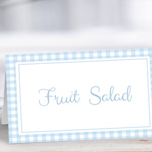 Etiqueta de comida com guingão azul, decoração de aniversário de 1 ano para menino, tenda de mesa de aniversário, cartão de lugar com guingão azul, etiqueta de comida para chá de bebê, editável, 015