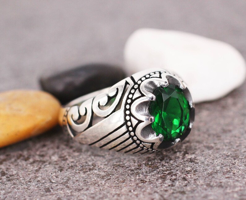 Sterling Silver 925 Emerald Mens Handmade Ring Mens Ring Silver Ring Emerald Ring Gift for Him Silver 925 Men/'s Ring