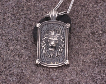 Lion Oxidized Men's Pendant Necklace, 3D Lion Men's Necklace, Gift for Him, Lion Men Necklace with Chain, Lion Relief Necklace