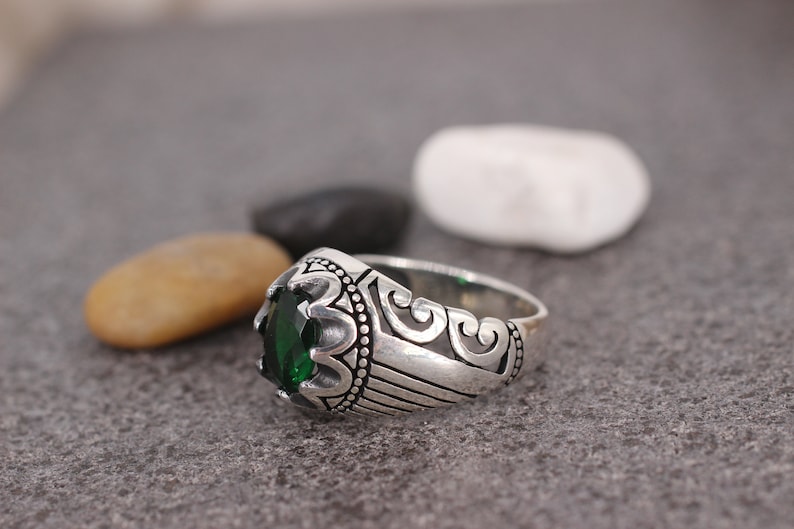 Sterling Silver 925 Emerald Mens Handmade Ring Mens Ring Silver Ring Emerald Ring Gift for Him Silver 925 Men/'s Ring