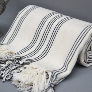 Personalized Turkish Beach Towel, Bridesmaid Gifts, Turkish Towel, Black Striped Towel, Personalized Gift, Turkish Bath Towel, Yoga towel