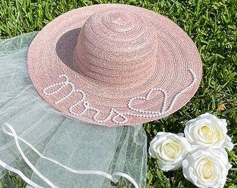 Custom Metallic Rose Gold, Gold or Silver Pearl Mrs Floppy Hat - Mrs Hat / Bride Hat / Bachelorette Hat / Honeymoon Hat / Custom Floppy Hat