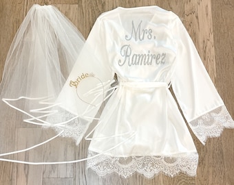 Custom Mrs. LAST NAME Bridal Robe - Custom Bridal Robe / Bachelorette Robe / Honeymoon Robe / Personalized Robe / Custom Robe / Wedding Robe