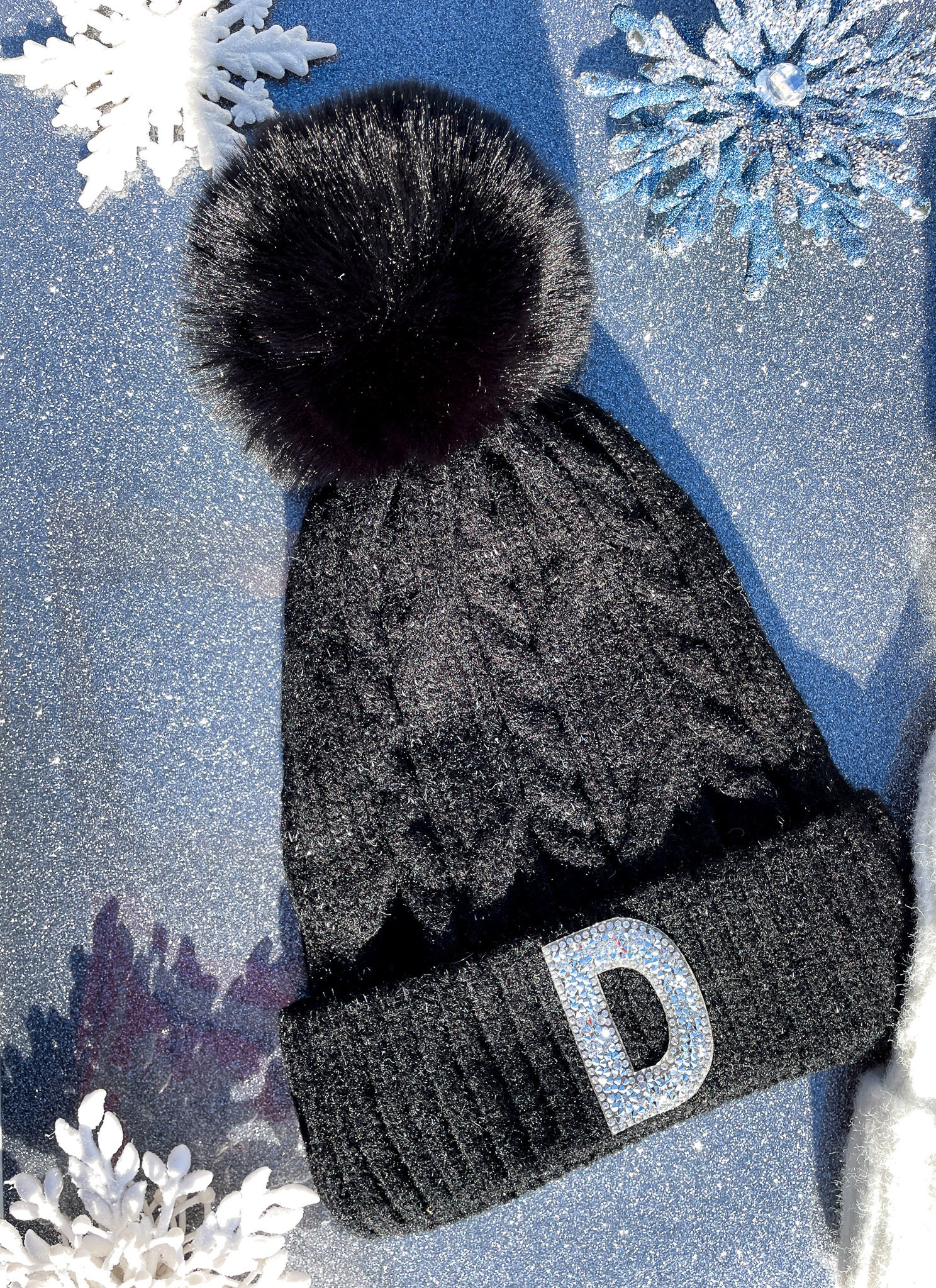 カスタムラインストーンモノグラムビーニー - スキービーニー / ファー