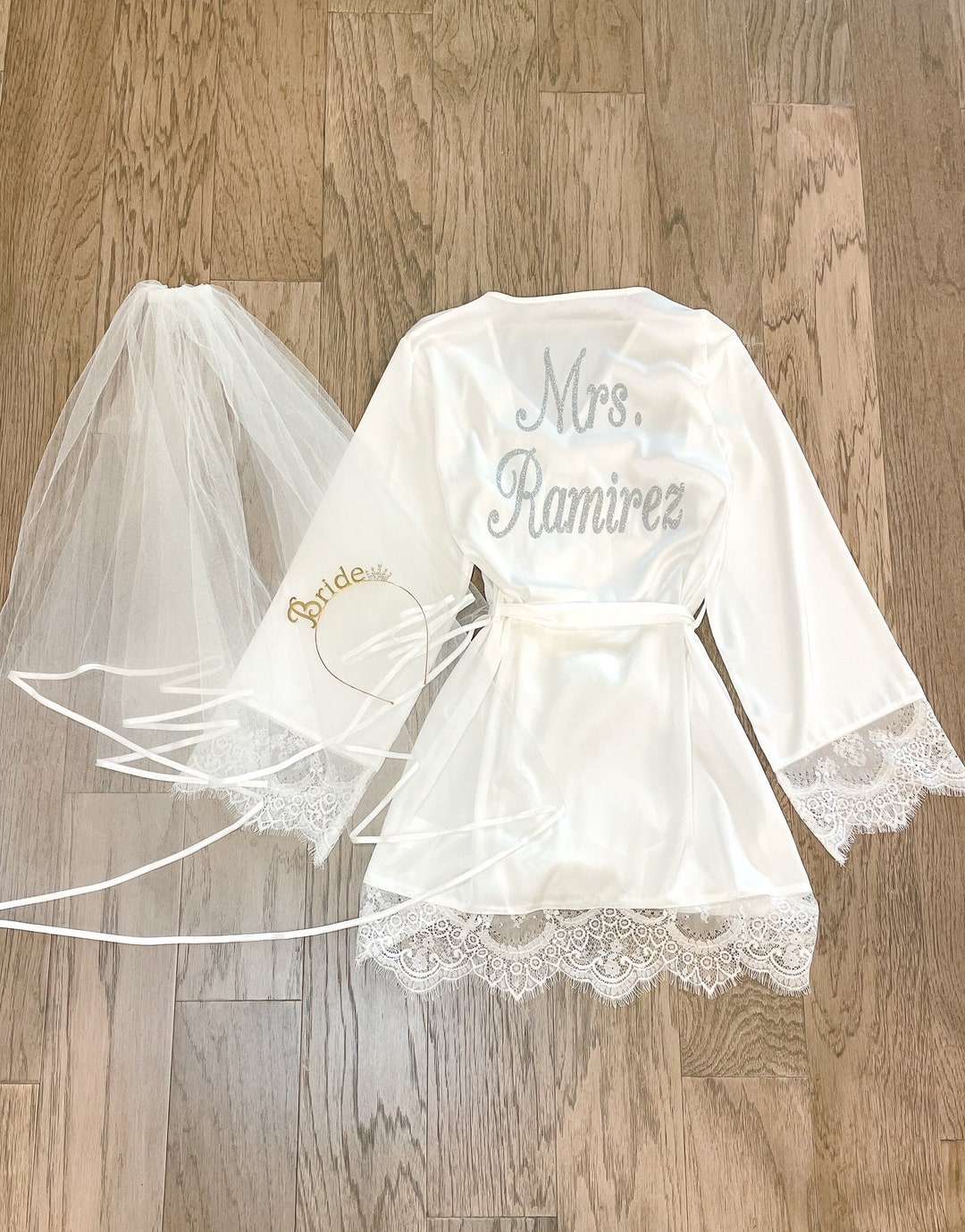 Robe de noiva personalizado com sobrenome da Robe de