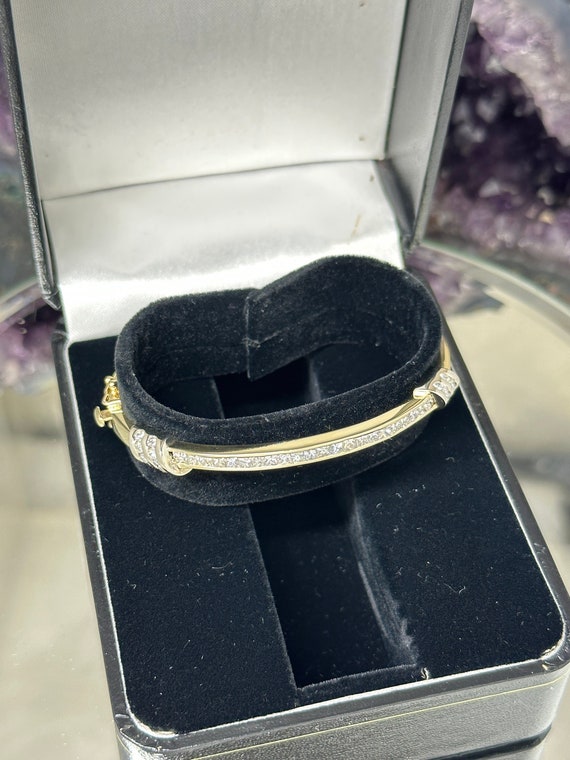 Stunning vintage Royal 14K two-tone Diamond Bangle