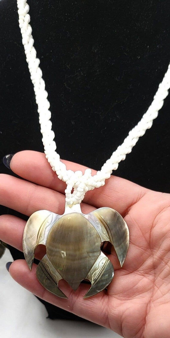 White Seed Bead Abalone Shell Tortoise Turtle Pen… - image 9