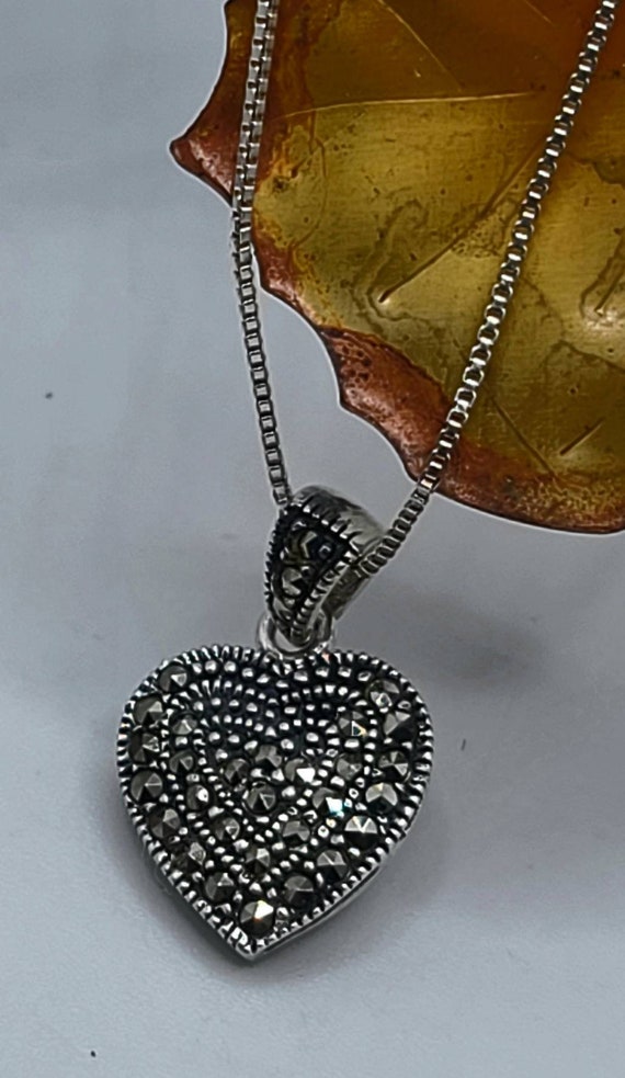 CZ To My Granddaughter Rhodium-Plated Sterling Silver Antiqued Heart Pendant Necklace 18 24x22MM CZ To My Granddaughter Rhodium-Plated Sterling Silver Antiqued Heart Pendant Necklace 18 24x22MM