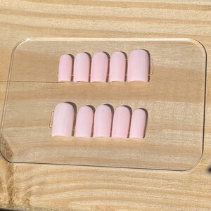 Iconic Bubble Bath & Funny Bunny press on nails