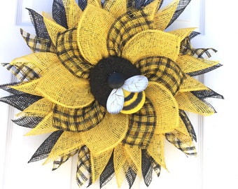 Bumble Bee Sunflower Wreath, Black and Yellow, Bee Accent, Pinwheel, Starburst