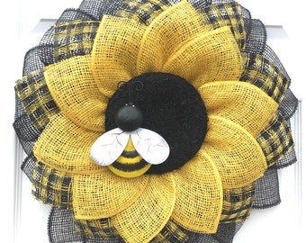 Bee Wreath, Sunflower Wreath, Yellow and Black Sunflower Wreath, Front Door Wreath, Summer Wreath, Fall Wreath, Mother’s Day Gift, Her Gift