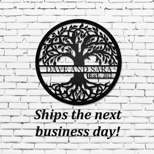 Tree of Life with Established Date Personalized Name Metal Sign - Family Roots Wall Art - Housewarming, Newlywed Gift - Valentine&#39;s Day Gift
